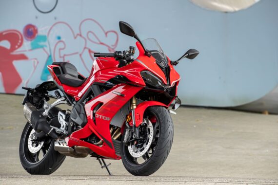 QJ-Motor SRK 800 RR - Right sider - MVM