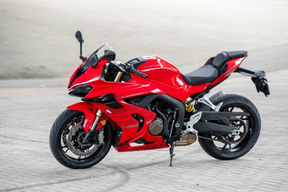 QJ-Motor SRK 800 RR - Left sider - MVM