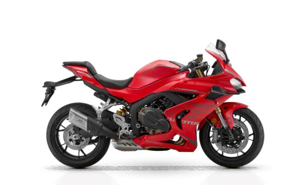 QJ Motor SRK 800 RR