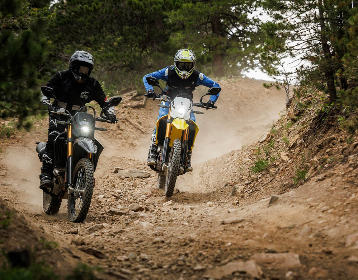 Suzuki maakt prijzen bekend van de nieuwe DR-Z4S Dual Sport en de DR-Z4SM Supermoto 3 Bekijk de Suzuki DR-Z4S nu bij MVM Motoren in de Meern