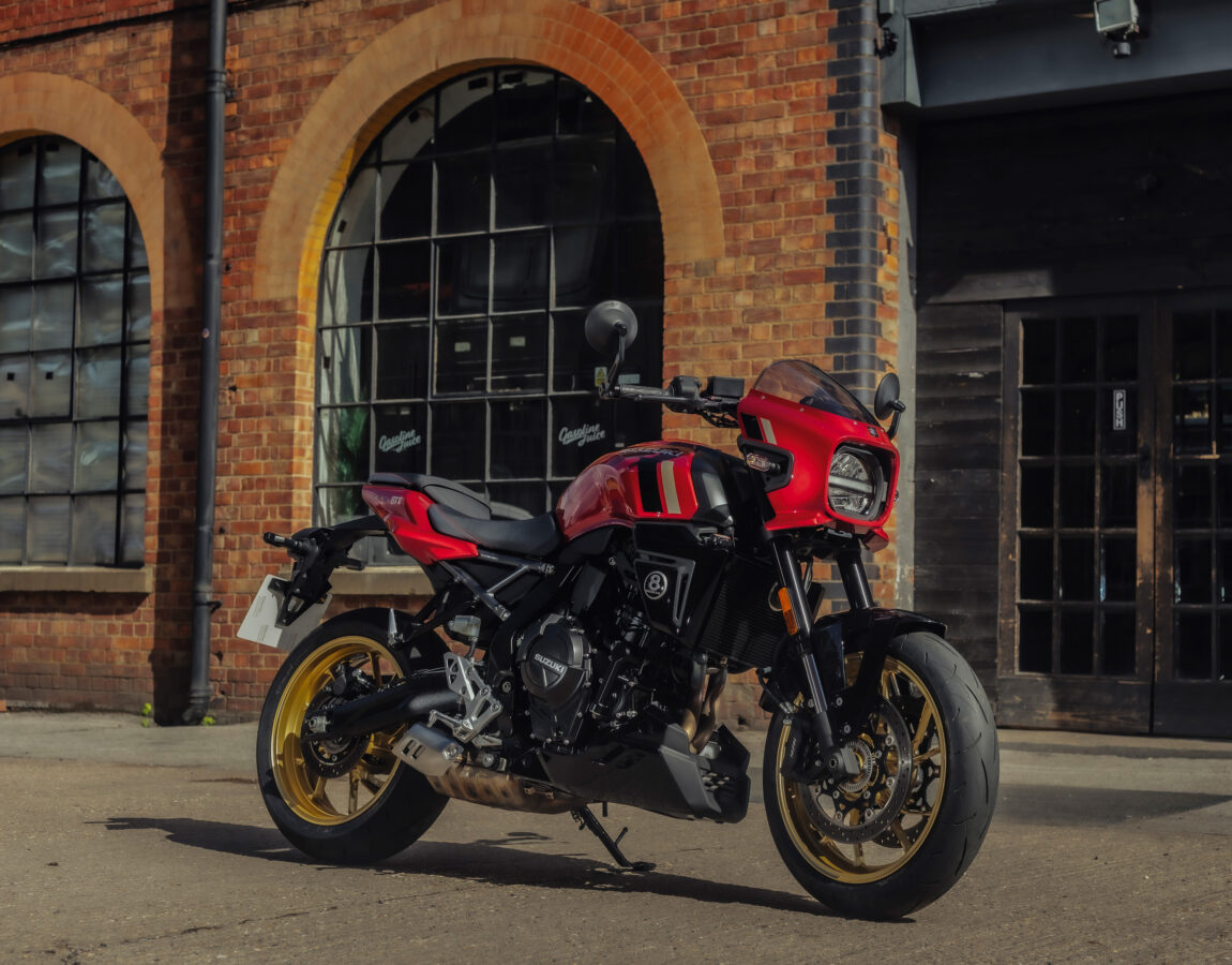 01 Suzuki GSX 8T en 8TT krijgen kleurenupdate voor 2027 MVM Motoren